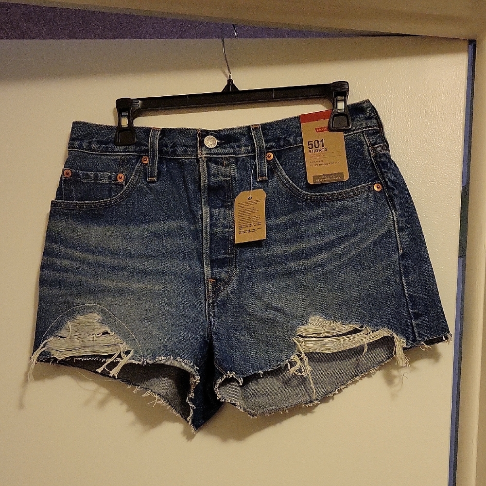 NWT: Levis 501 Original High Rise Denim Shorts